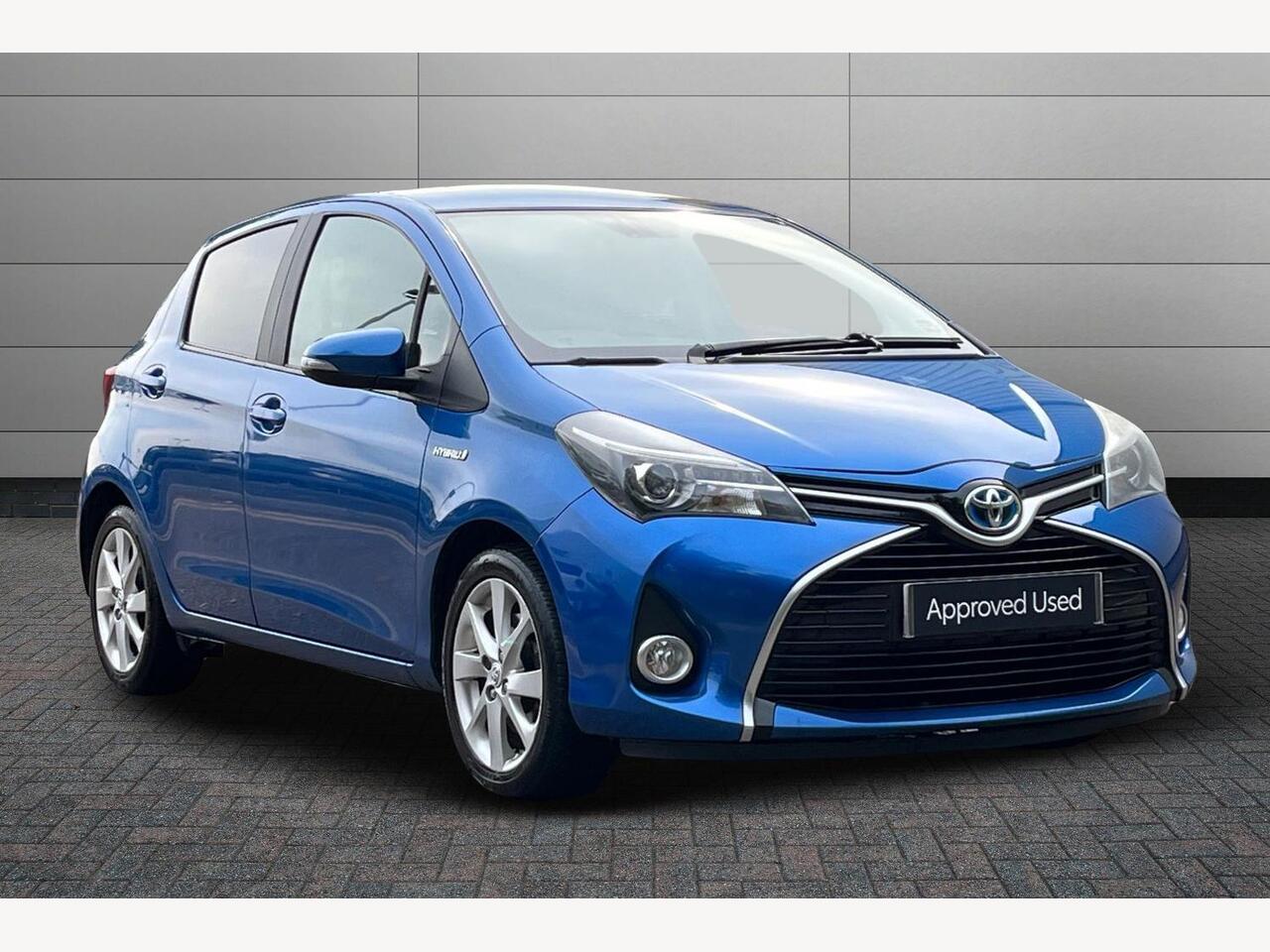 Main listing image - Toyota Yaris