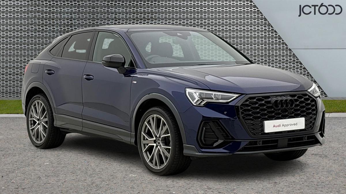 Main listing image - Audi Q3