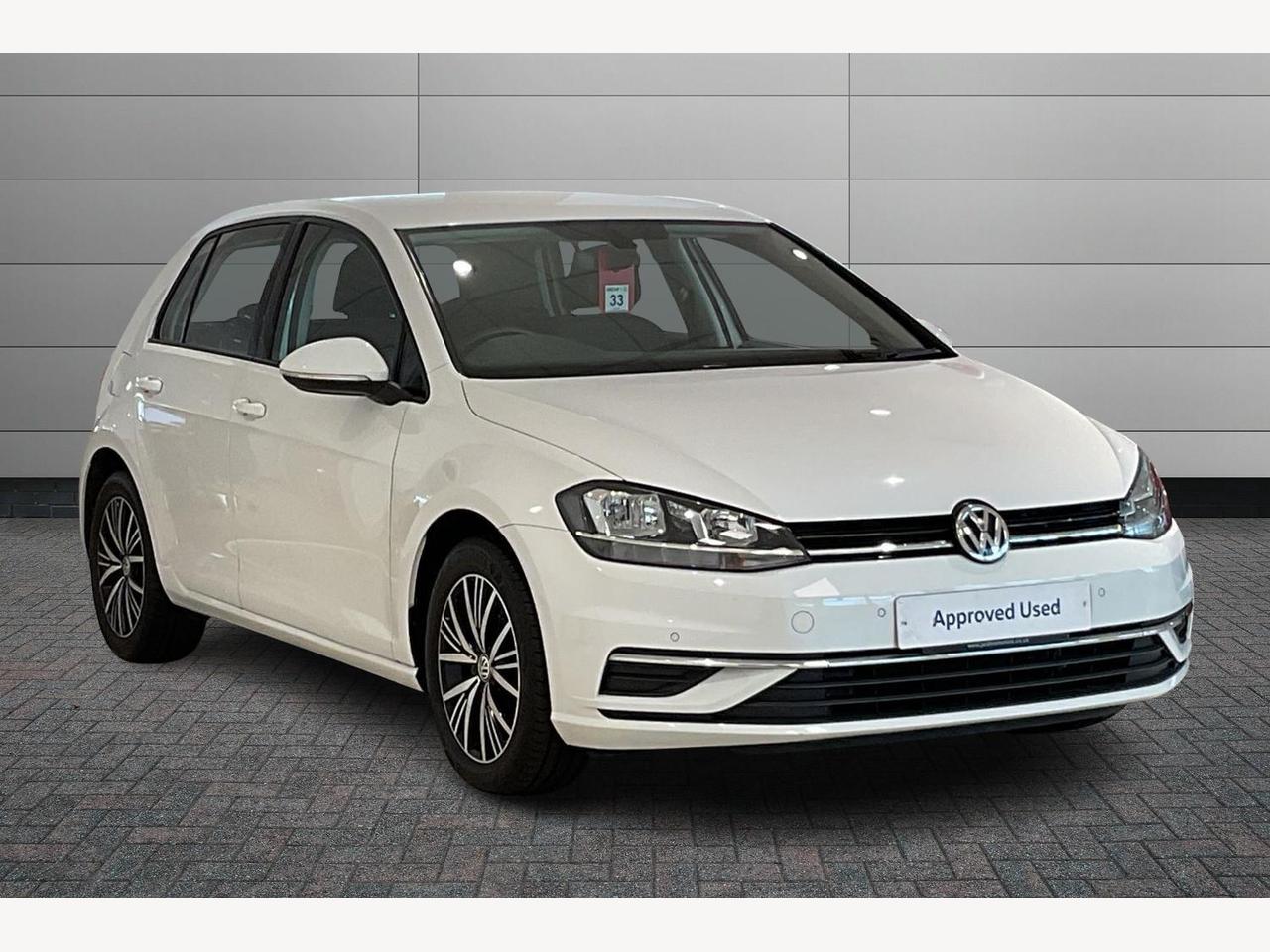 Main listing image - Volkswagen Golf