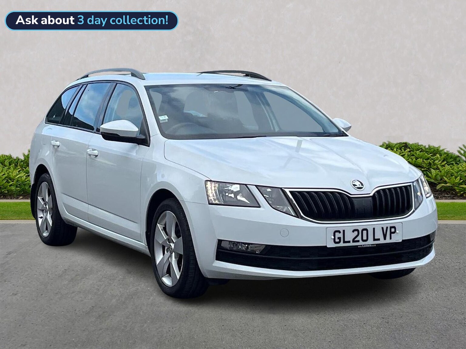 Main listing image - Skoda Octavia Estate