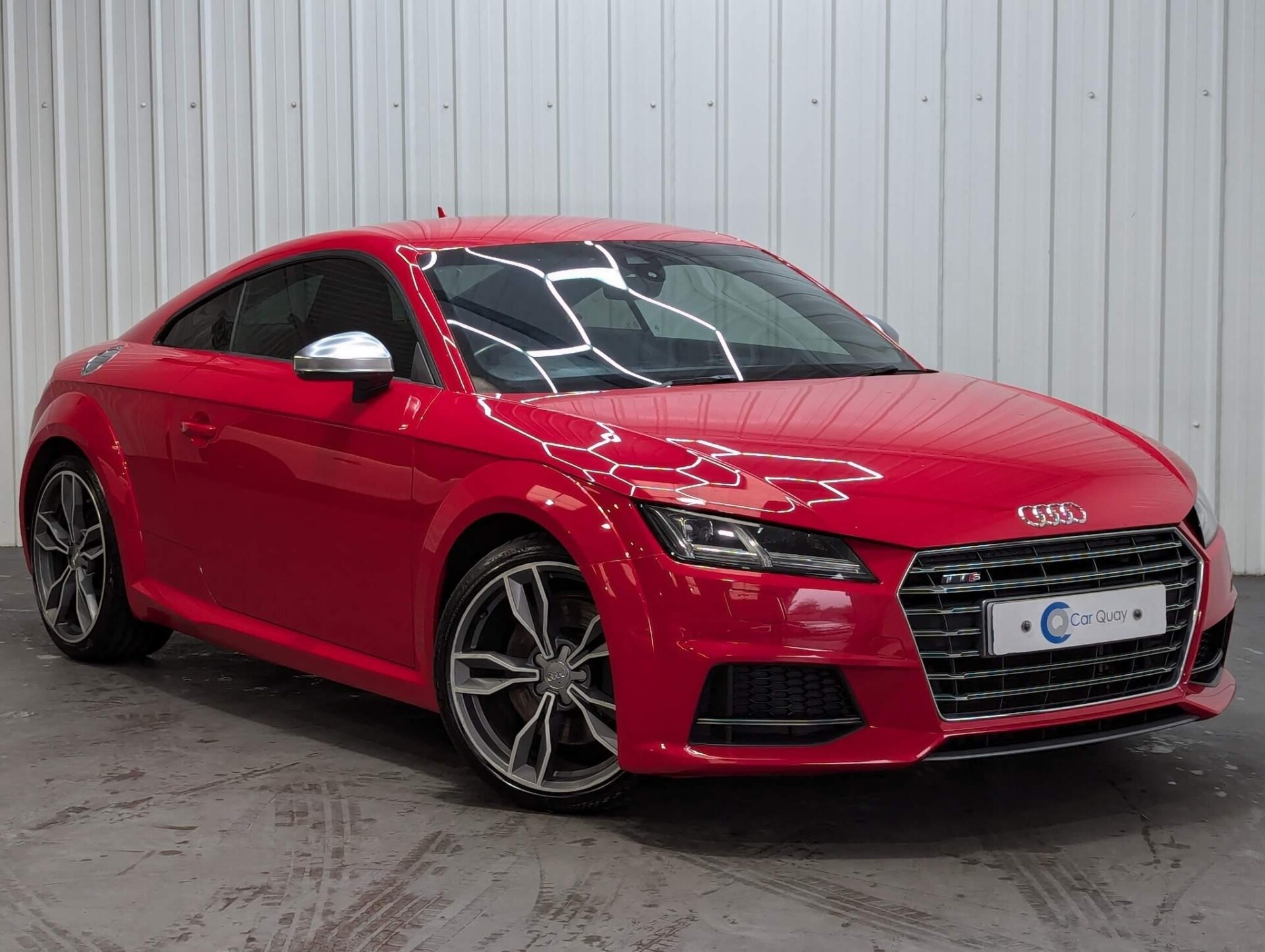 Main listing image - Audi TT S