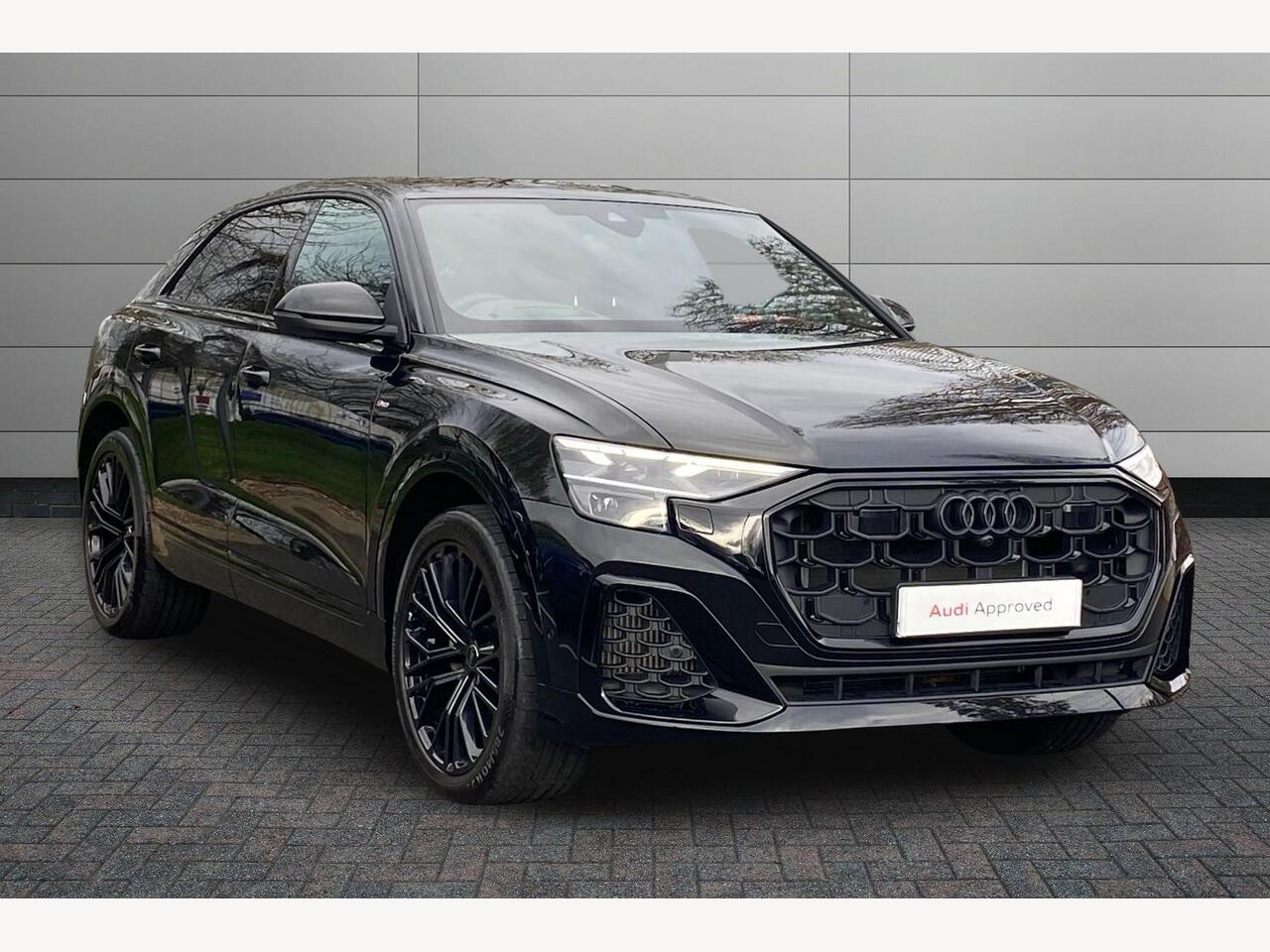 Main listing image - Audi Q8