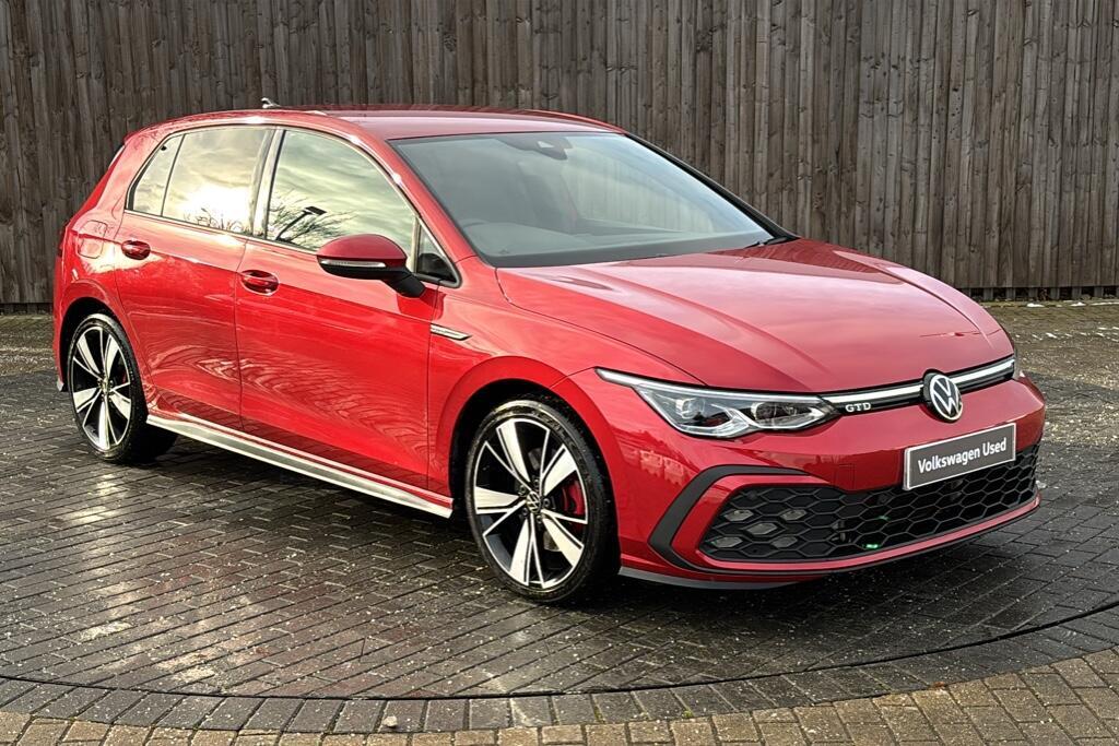 Main listing image - Volkswagen Golf