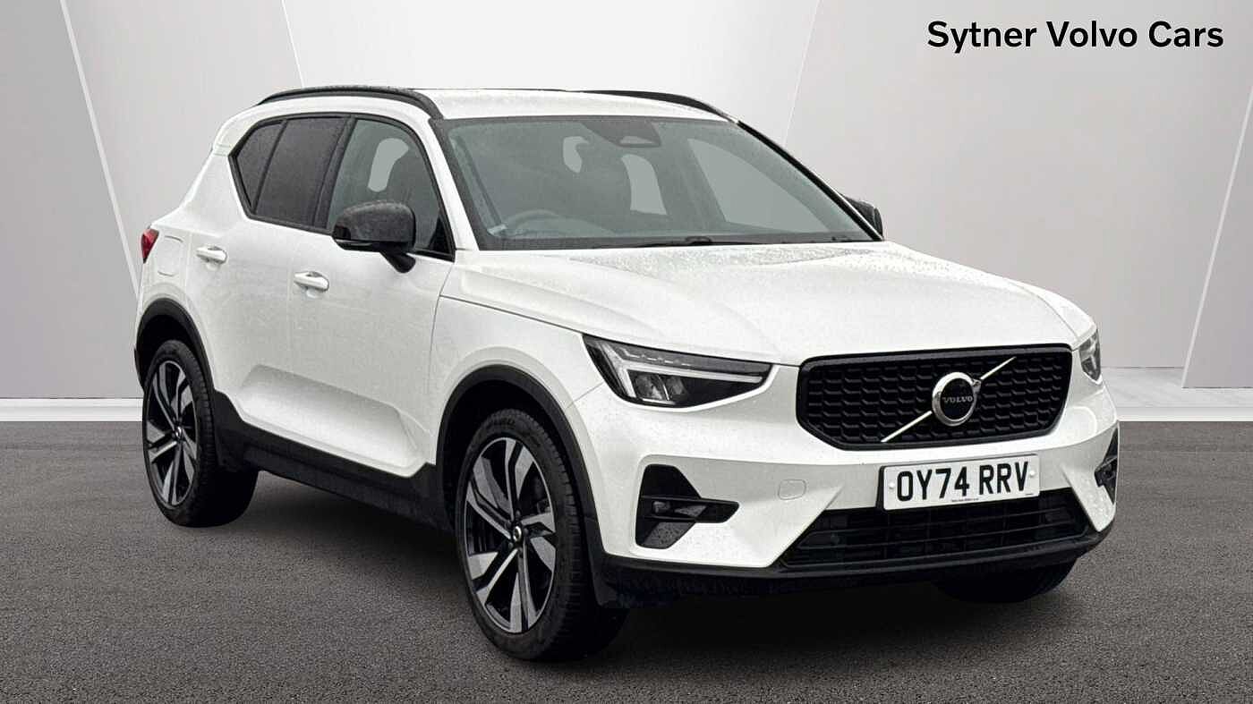 Main listing image - Volvo XC40