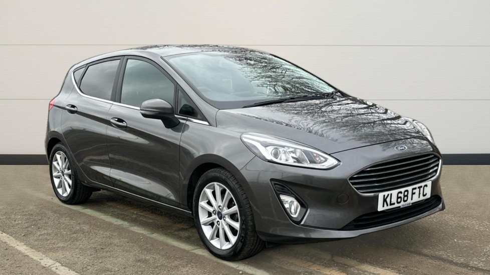 Main listing image - Ford Fiesta