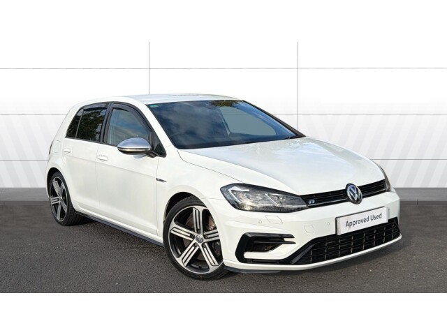 Main listing image - Volkswagen Golf