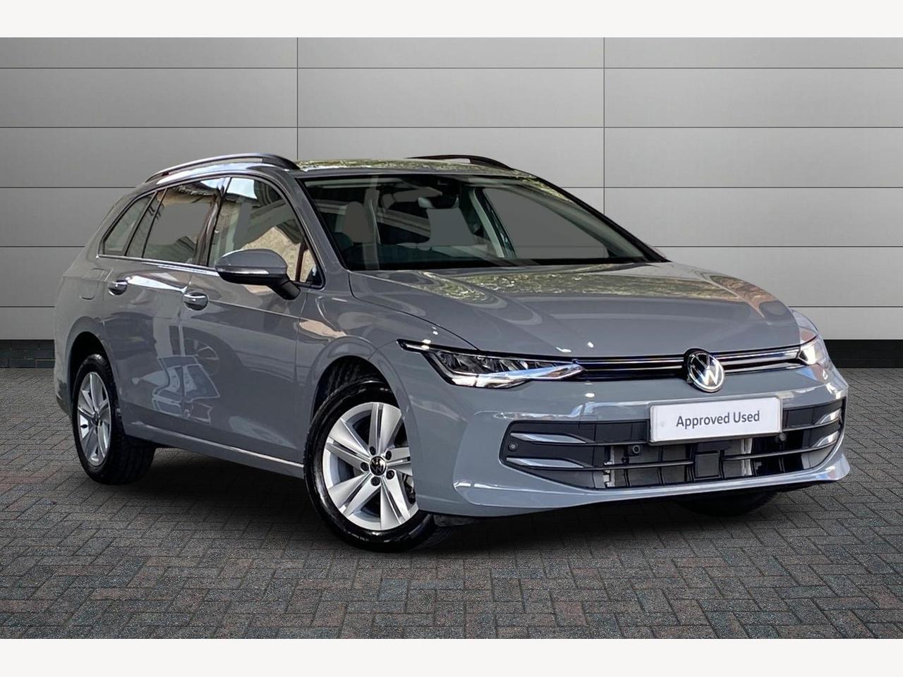 Main listing image - Volkswagen Golf Estate