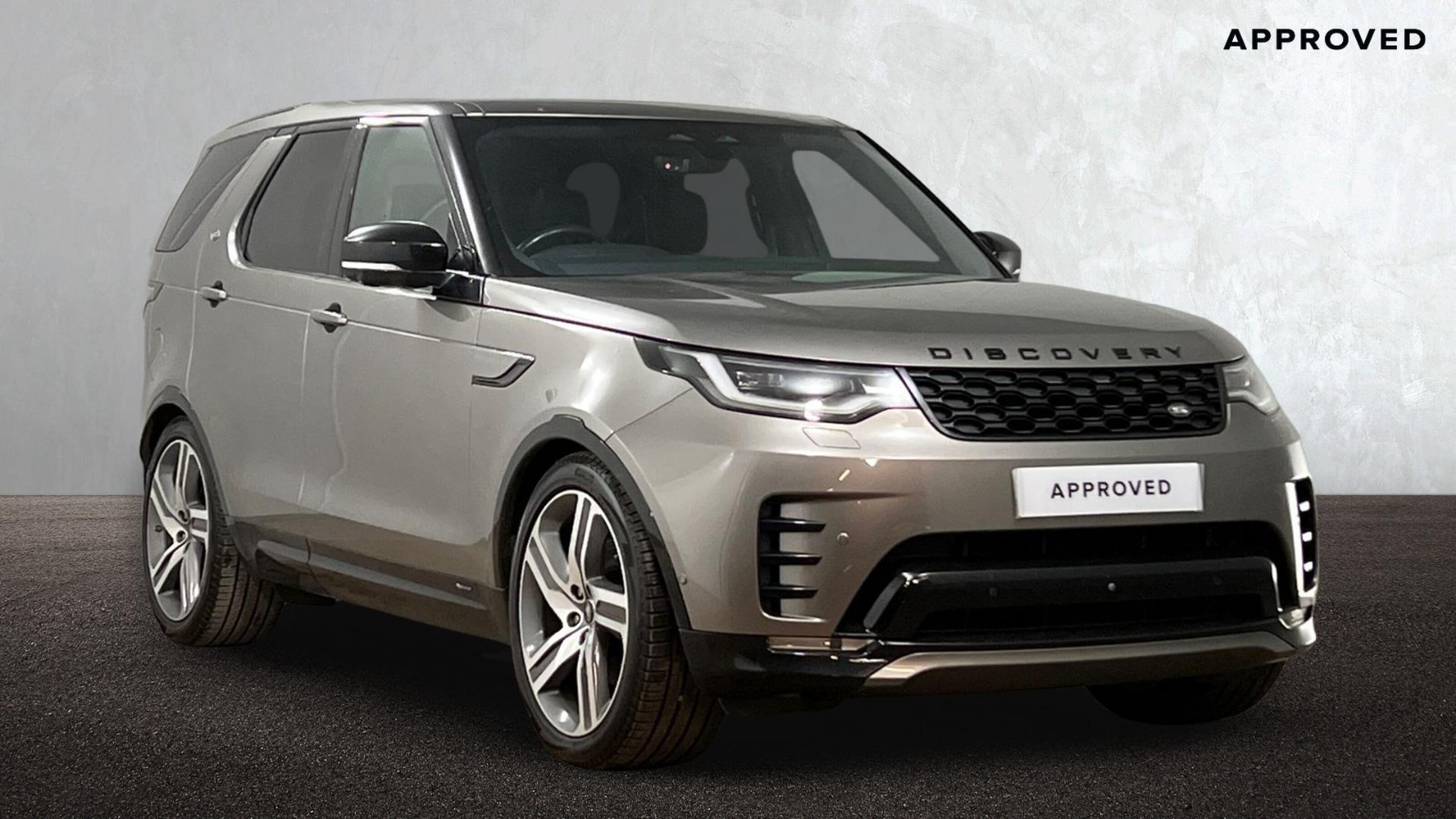 Main listing image - Land Rover Discovery