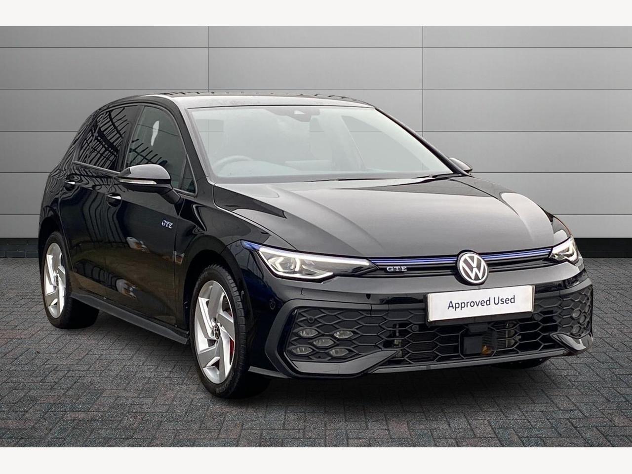 Main listing image - Volkswagen Golf GTE