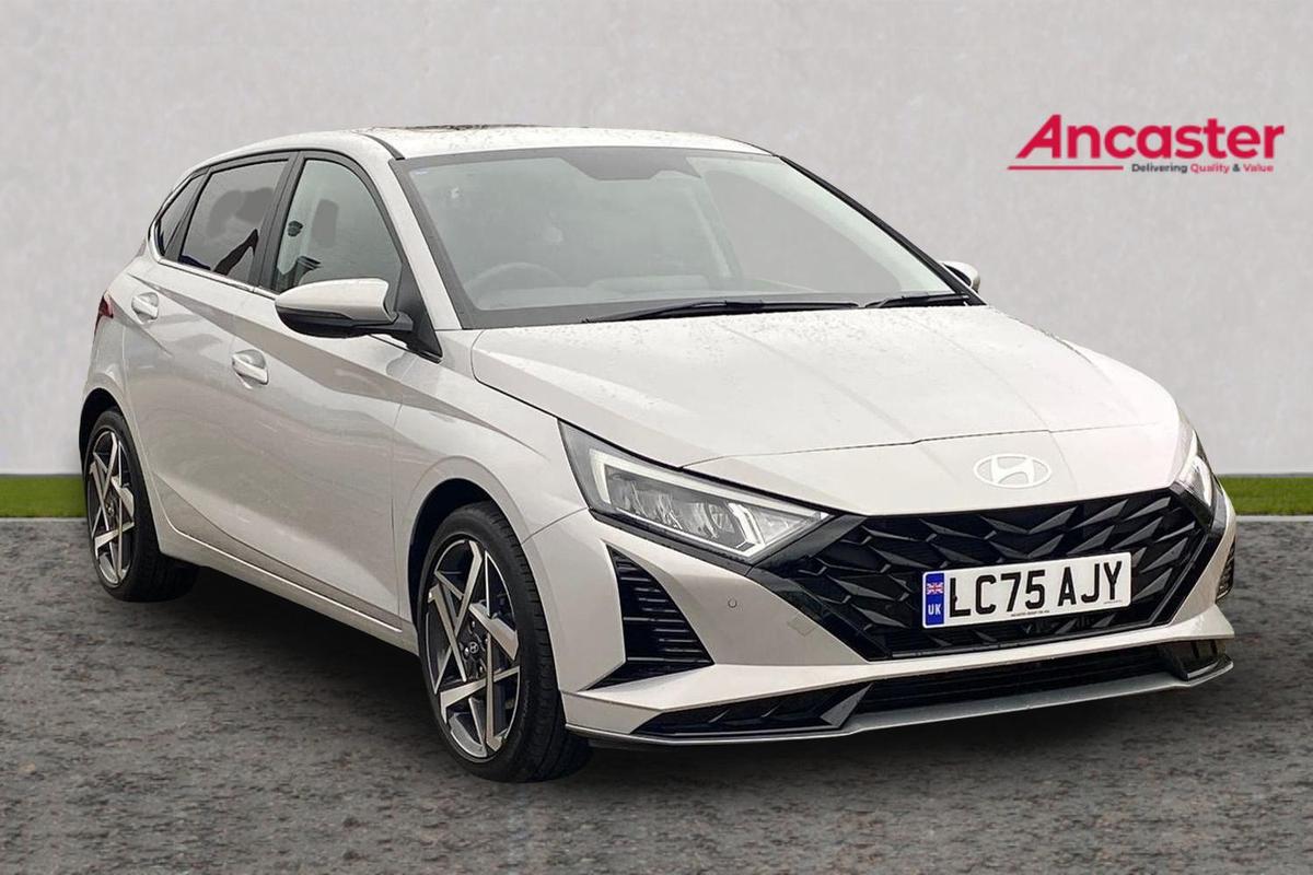 Main listing image - Hyundai i20