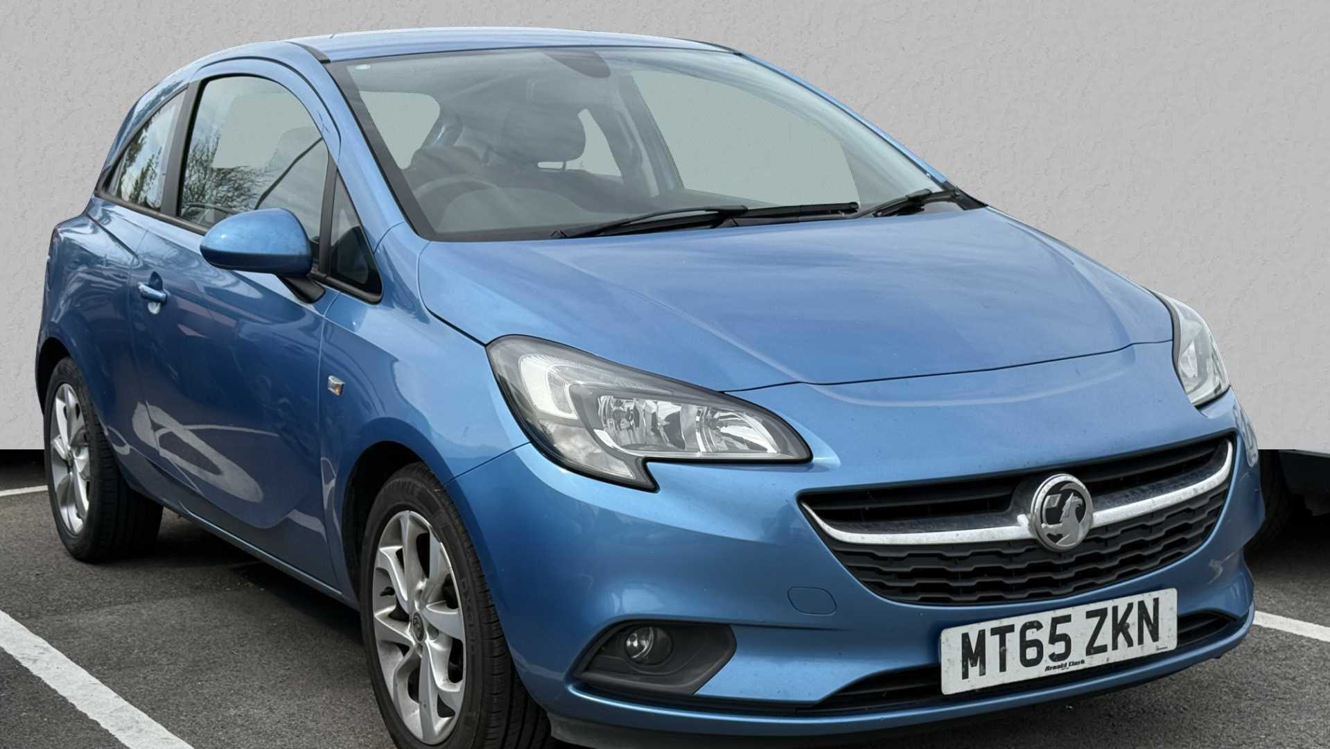 Main listing image - Vauxhall Corsa