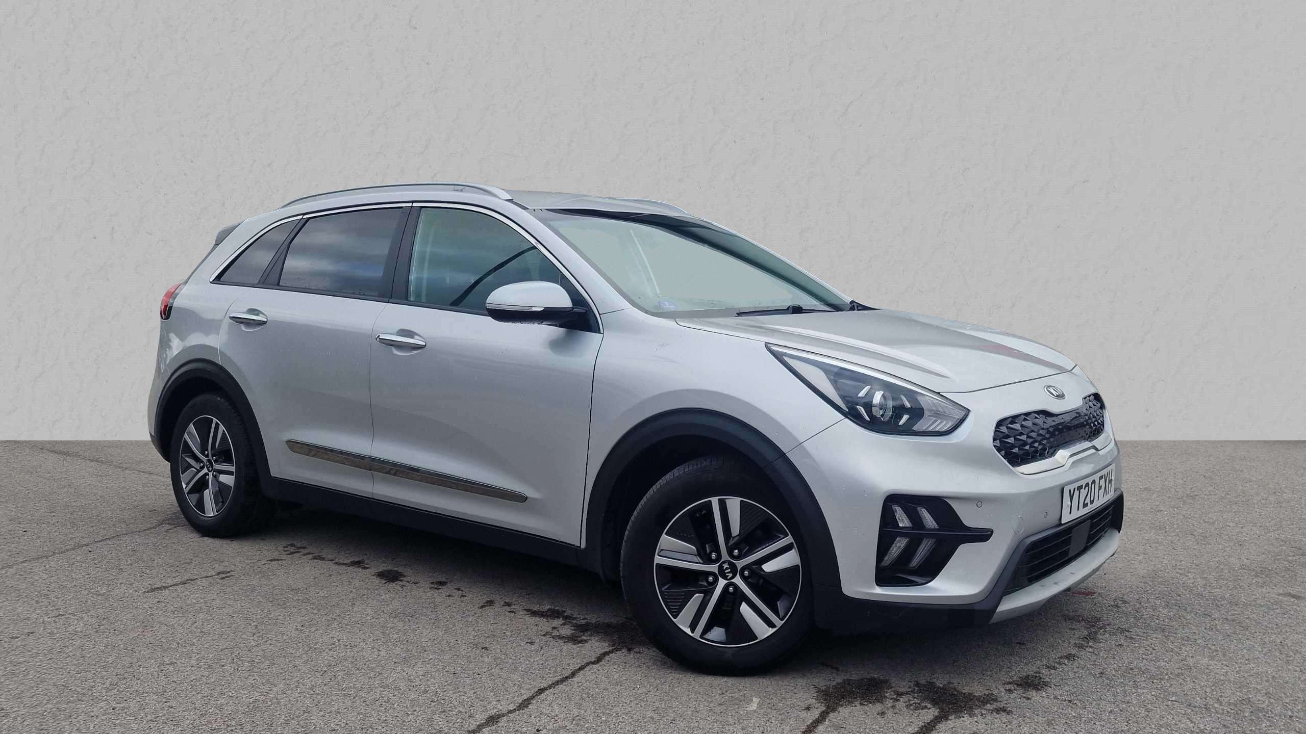 Main listing image - Kia Niro