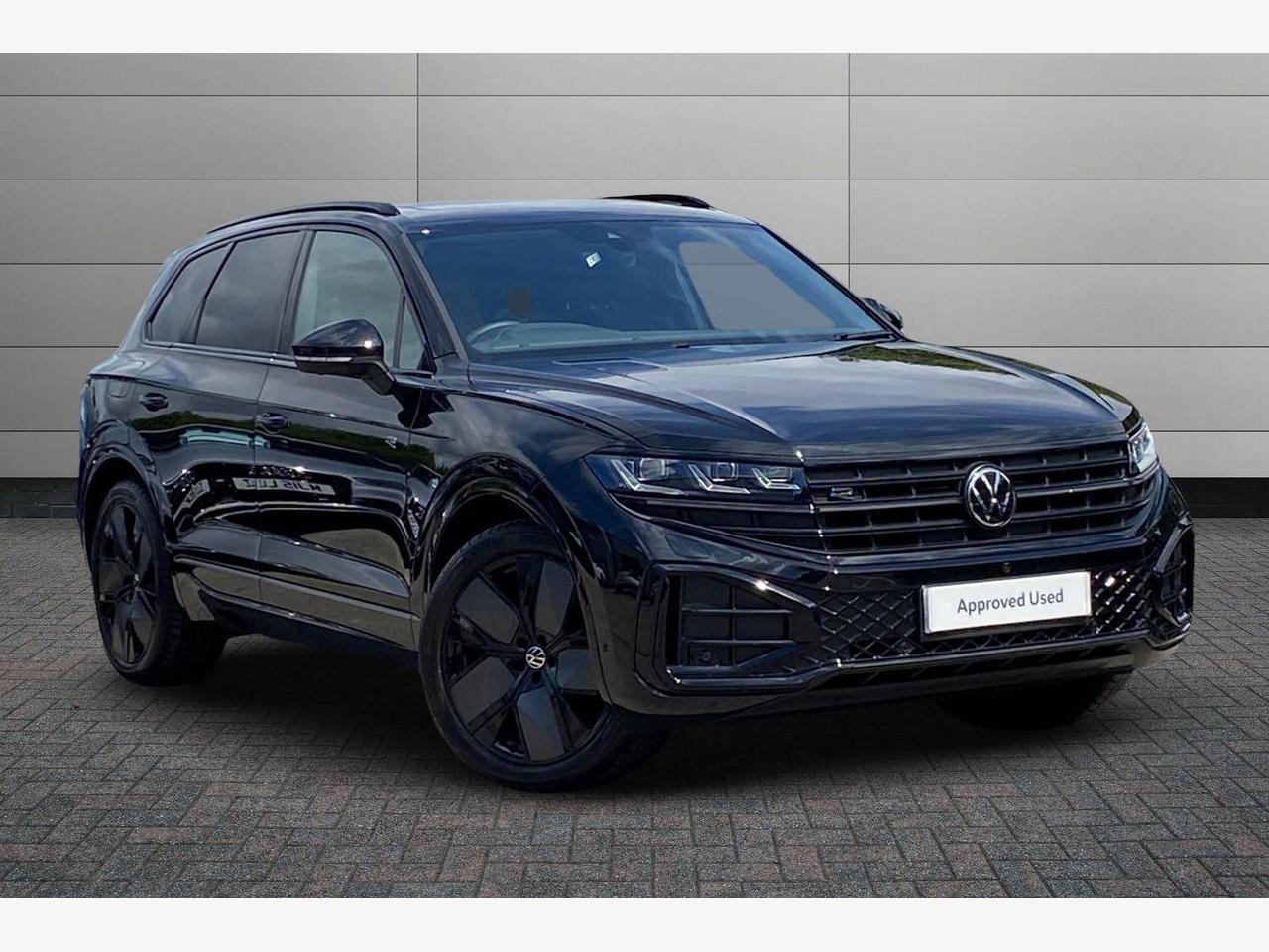 Main listing image - Volkswagen Touareg