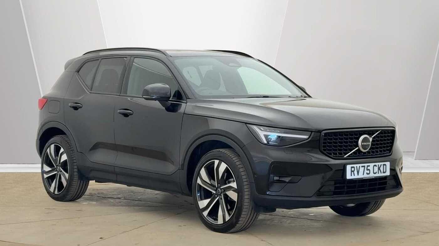 Main listing image - Volvo XC40