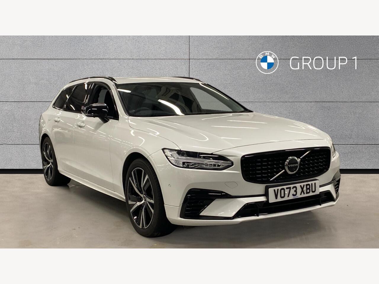 Main listing image - Volvo V90