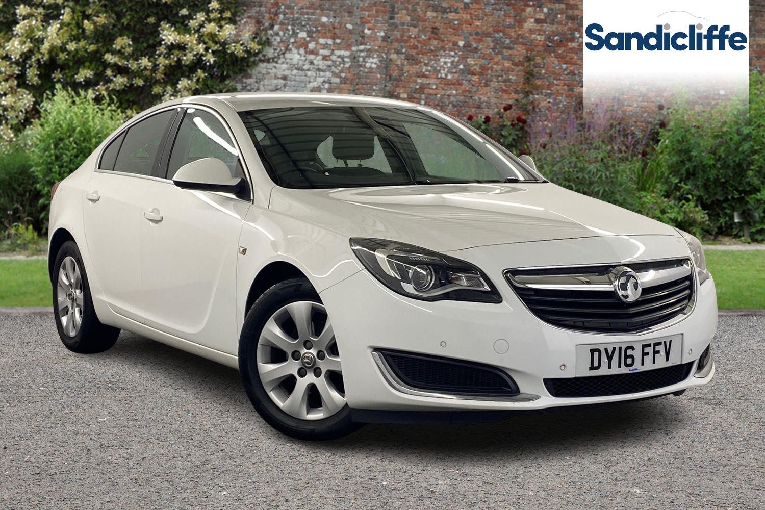 Main listing image - Vauxhall Insignia