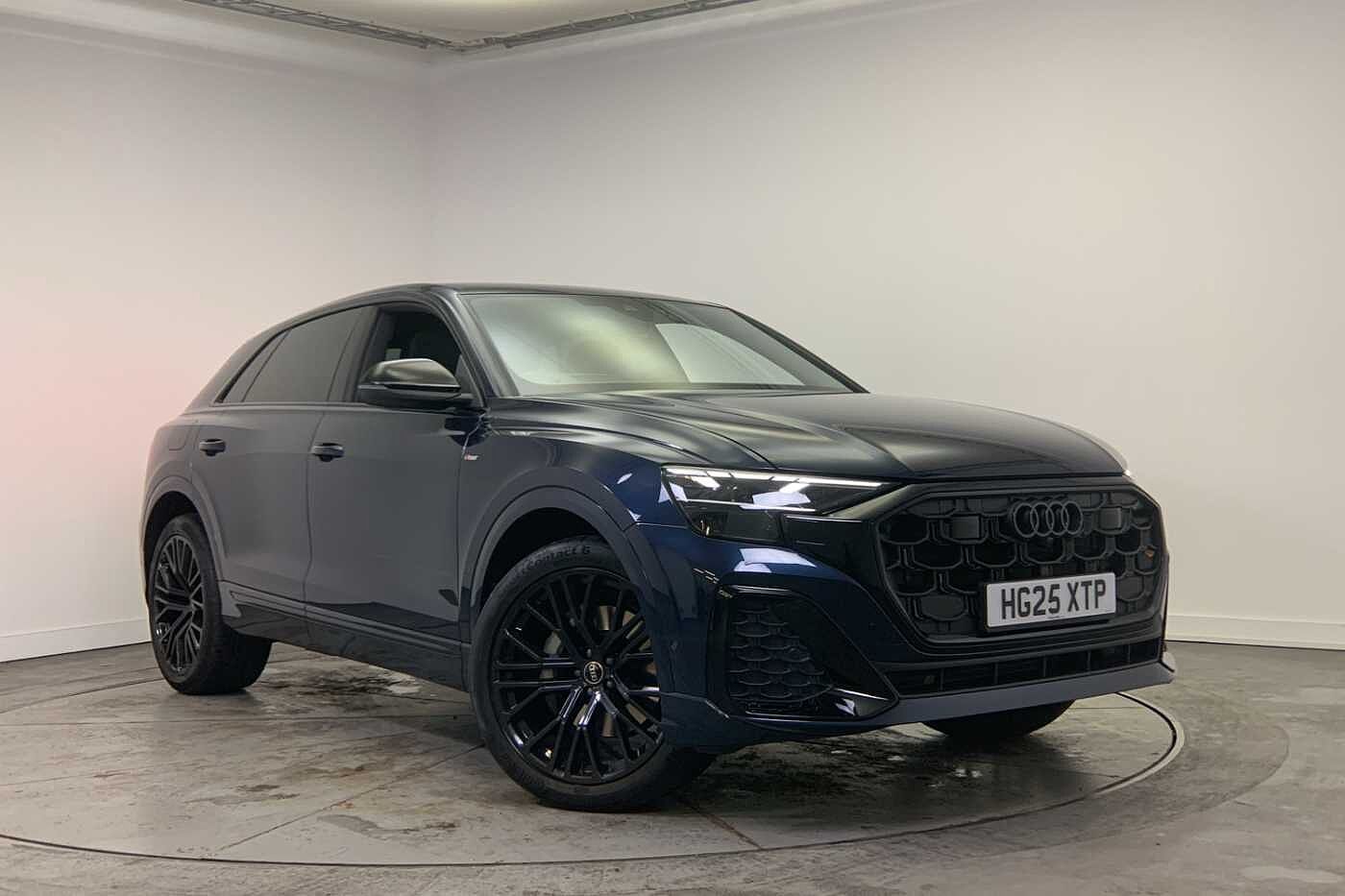 Main listing image - Audi Q8