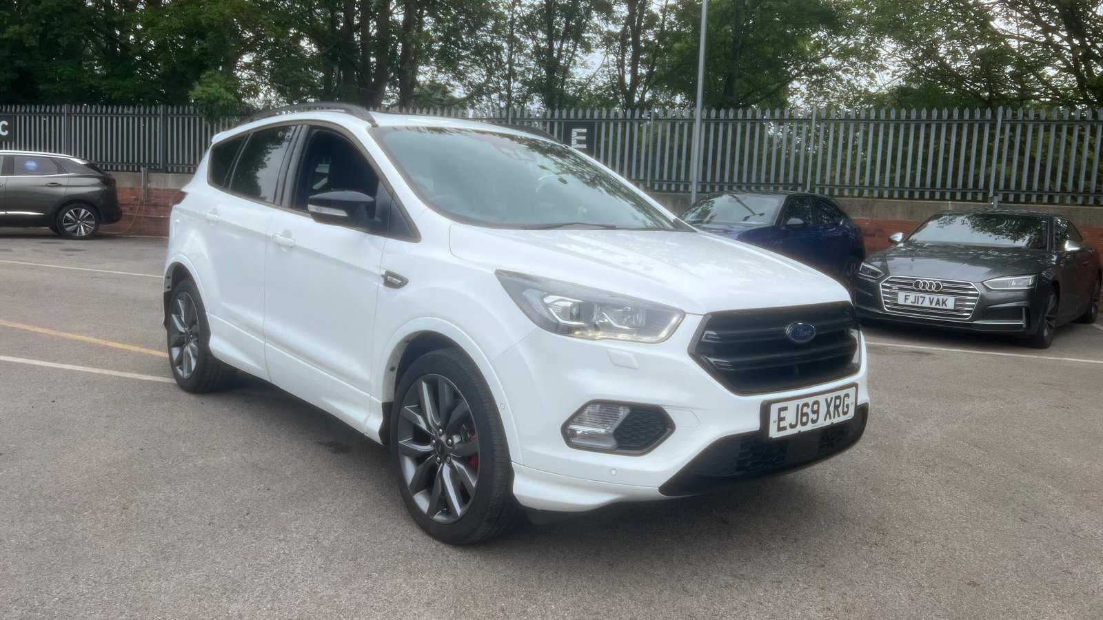 Main listing image - Ford Kuga