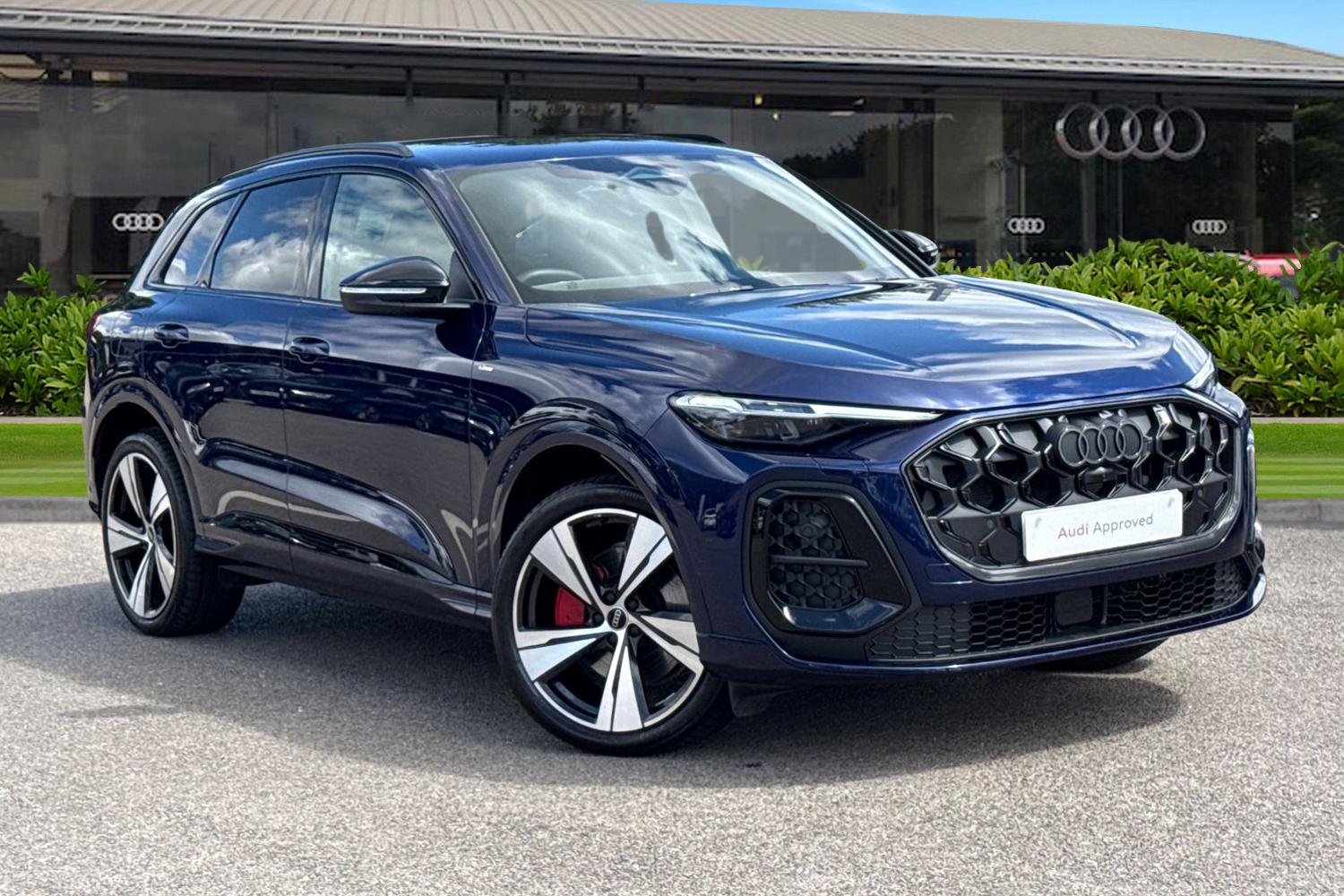 Main listing image - Audi Q5
