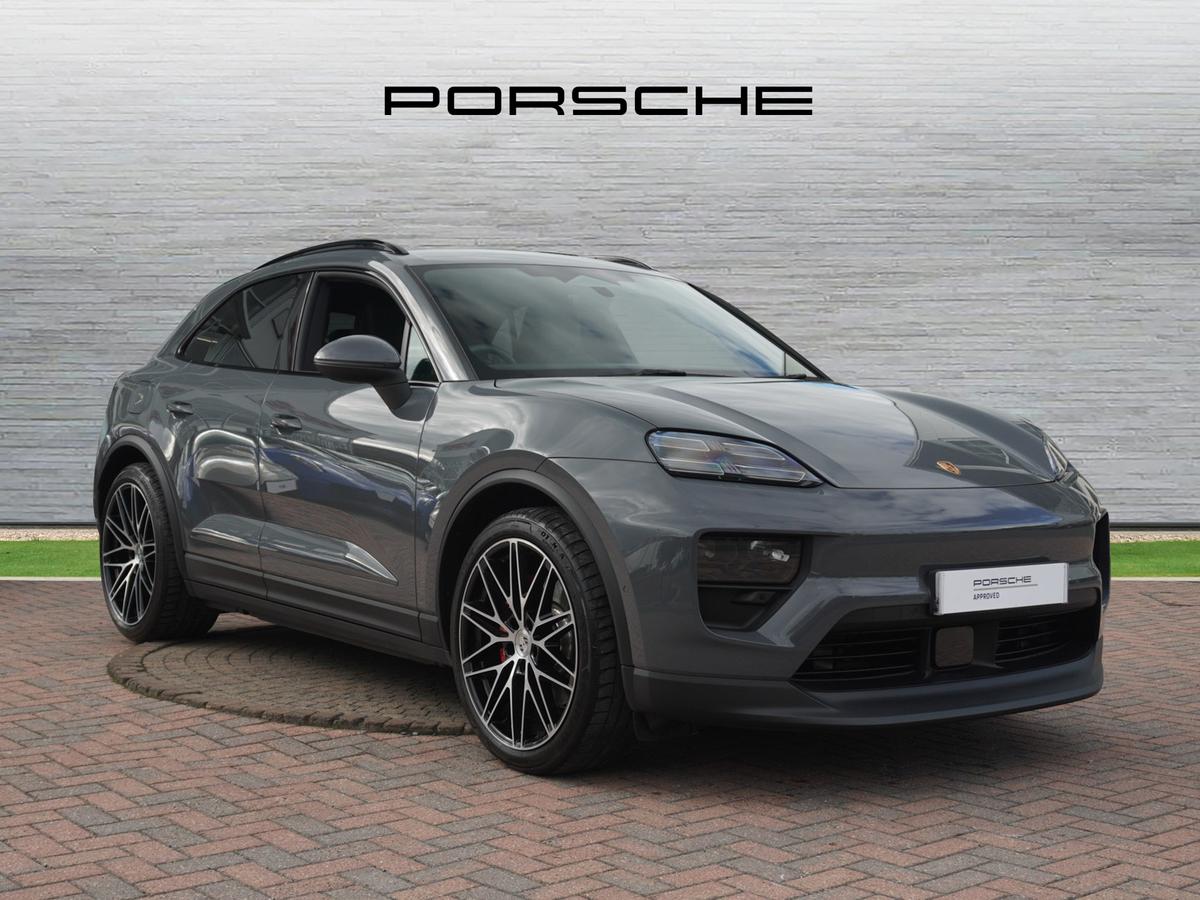 Main listing image - Porsche Macan