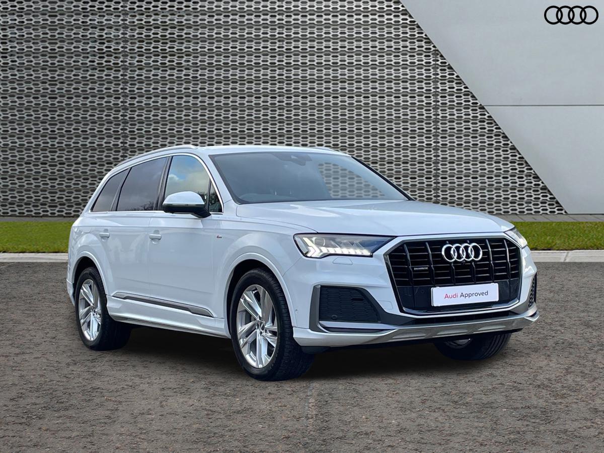 Main listing image - Audi Q7