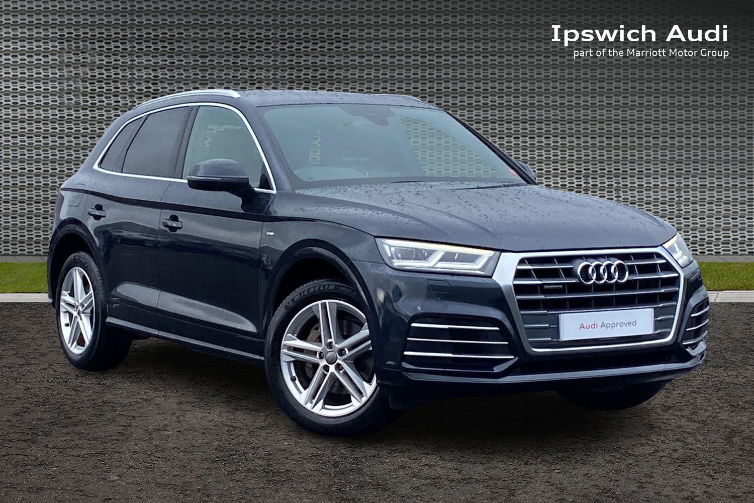 Main listing image - Audi Q5