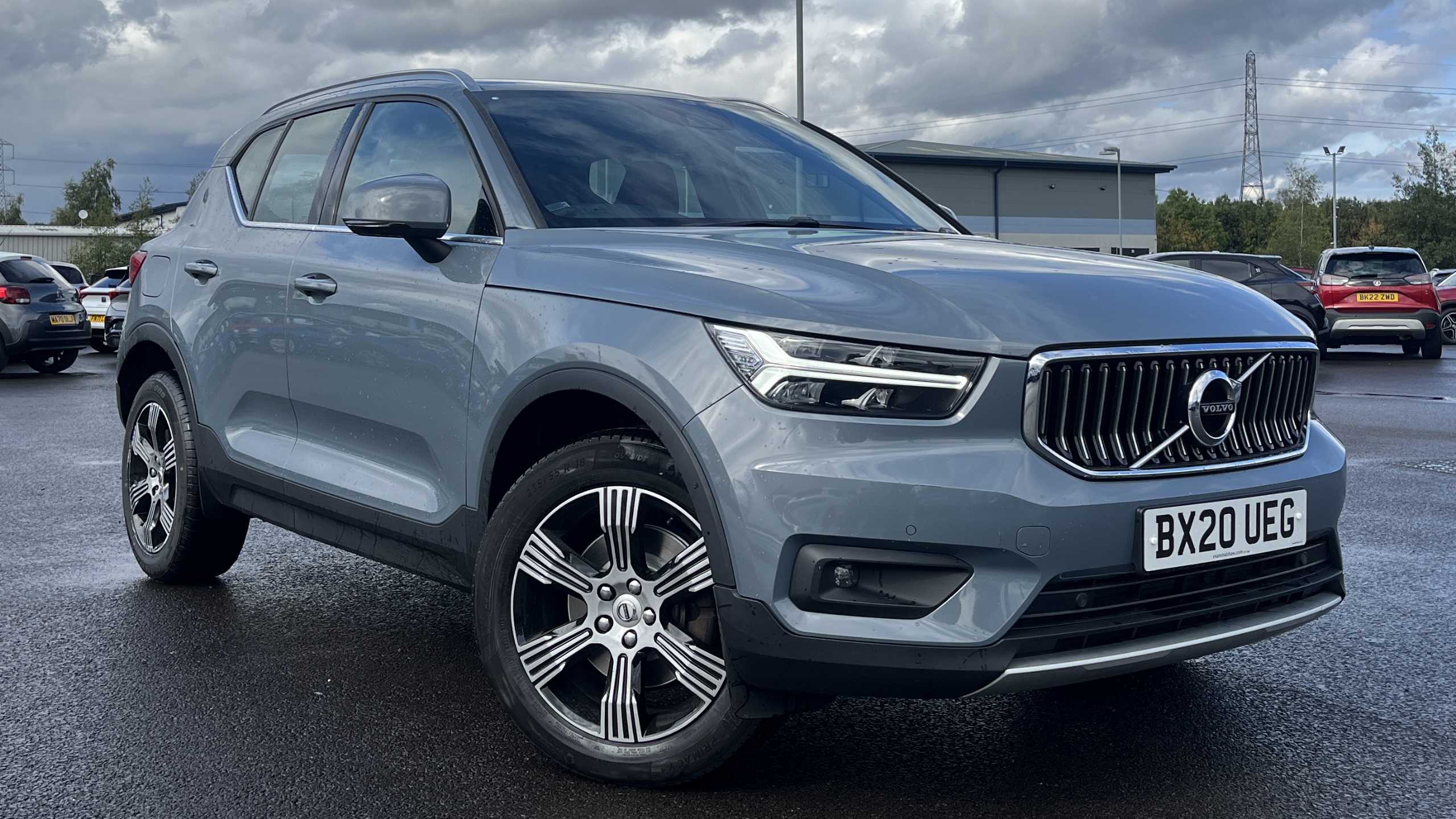 Main listing image - Volvo XC40