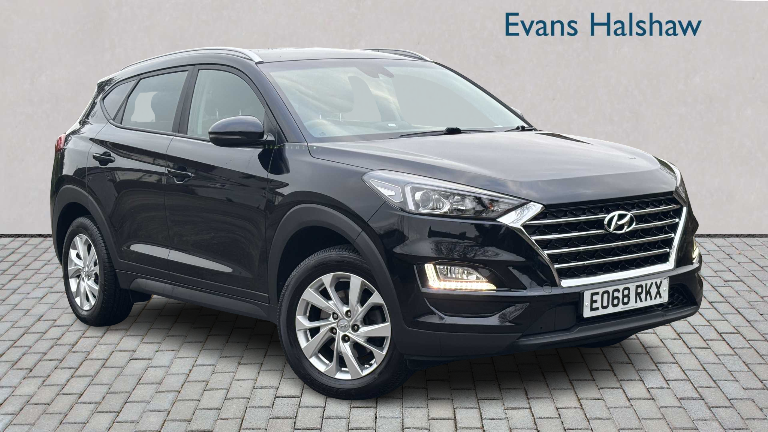 Main listing image - Hyundai Tucson