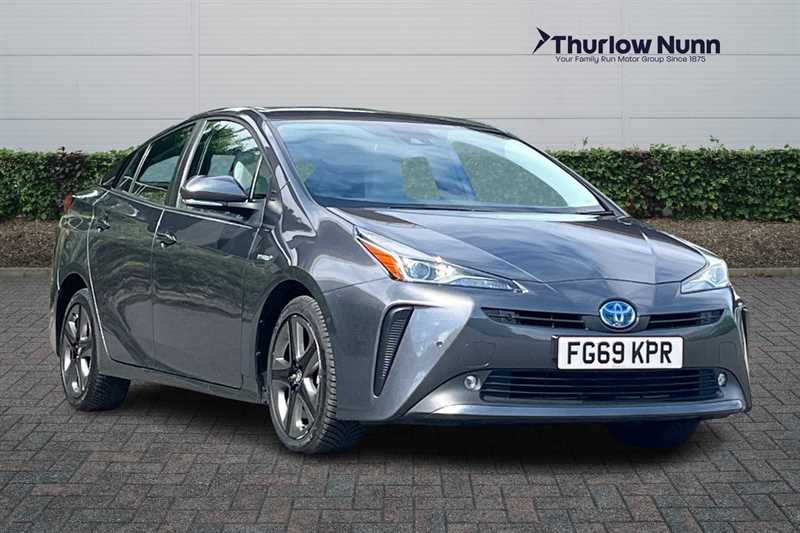 Main listing image - Toyota Prius