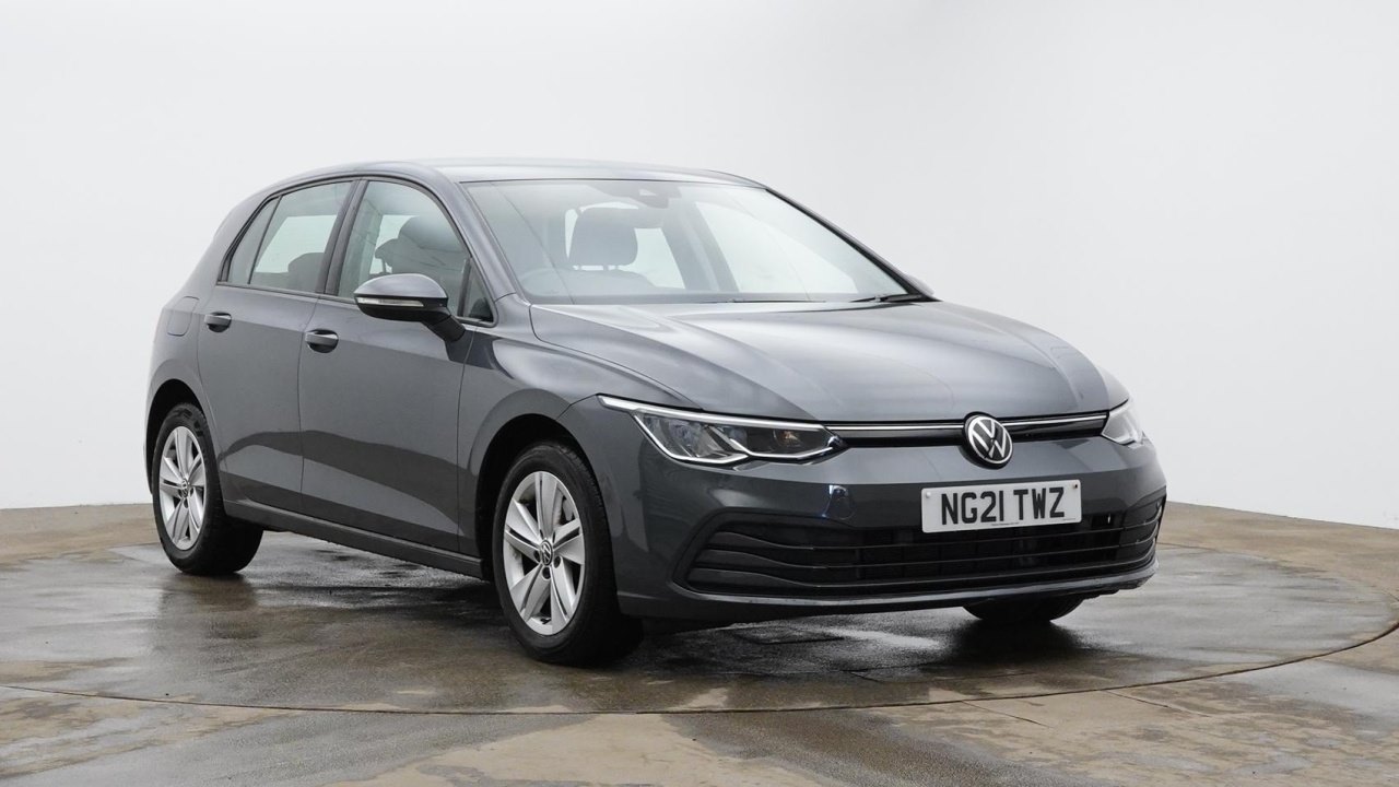Main listing image - Volkswagen Golf