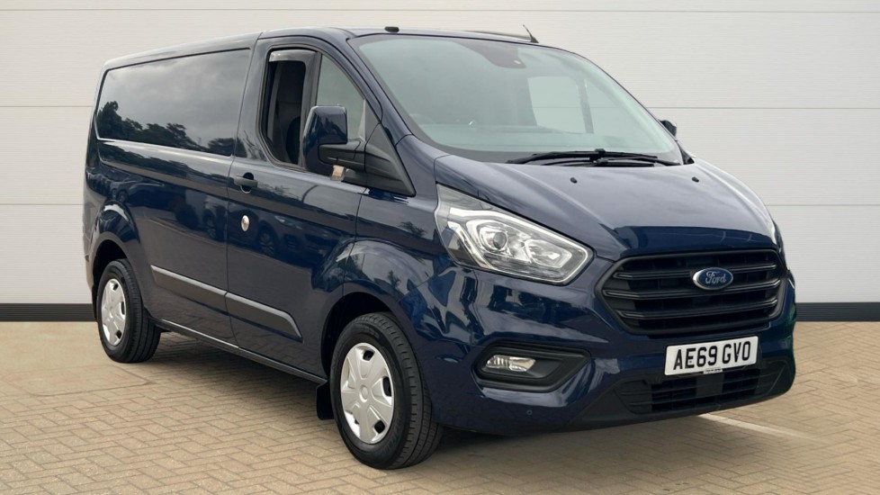 Main listing image - Ford Transit Custom