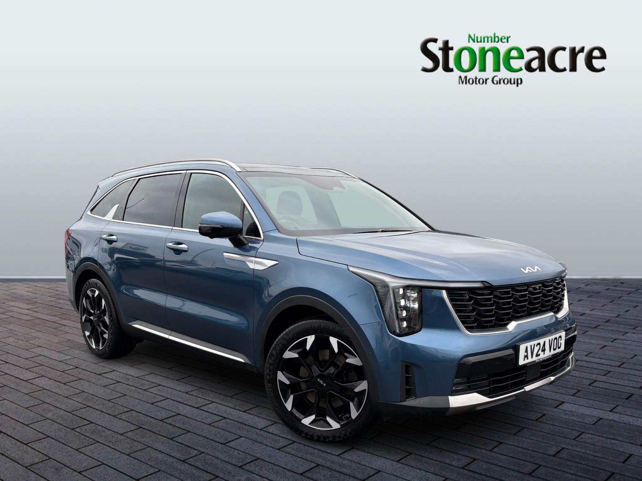 Main listing image - Kia Sorento