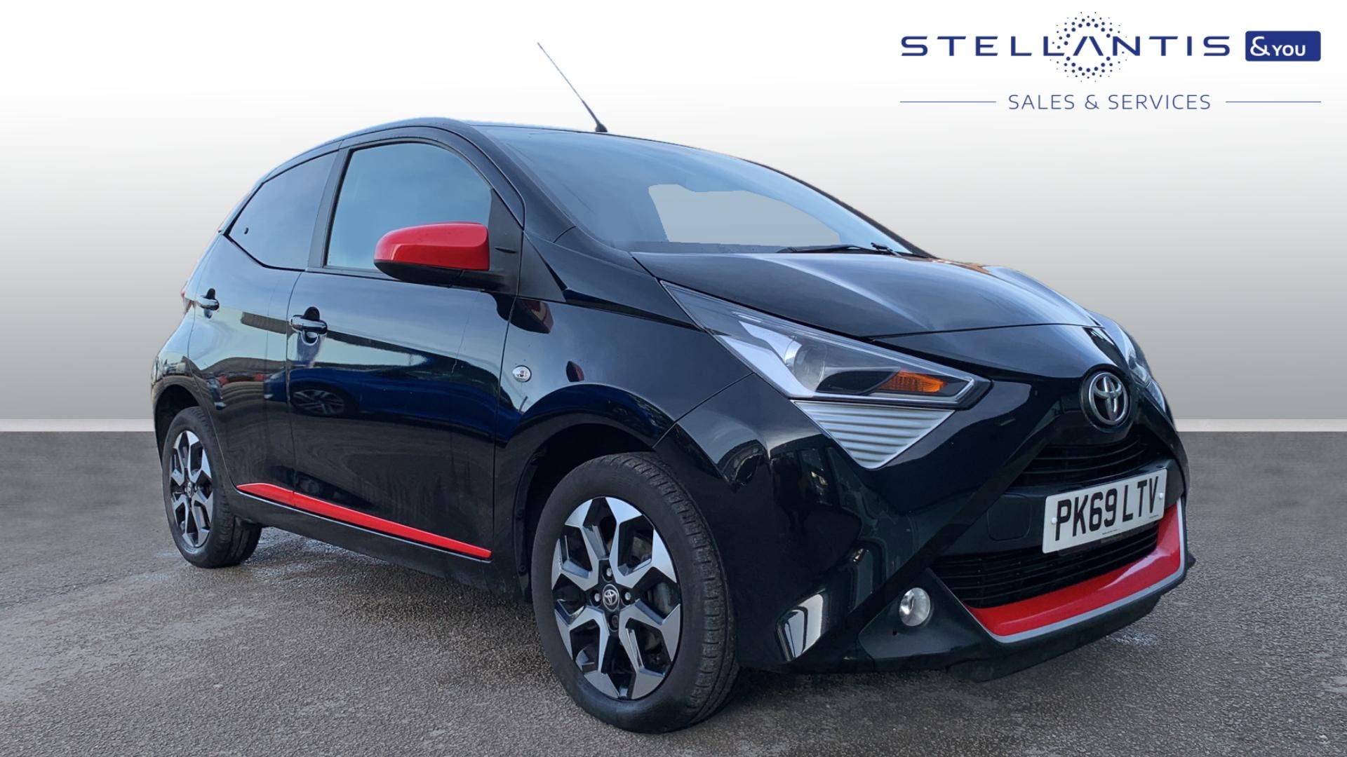 Main listing image - Toyota Aygo