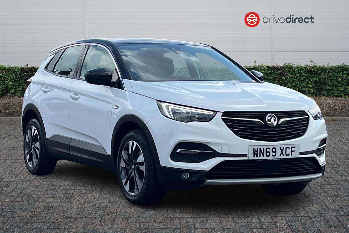 Main listing image - Vauxhall Grandland X