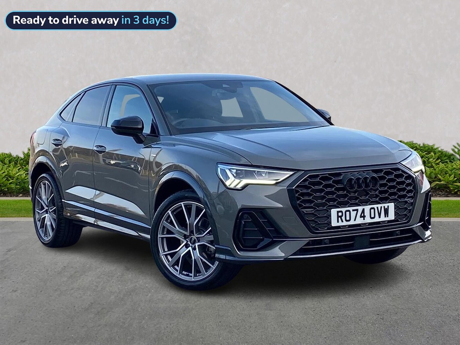 Main listing image - Audi Q3