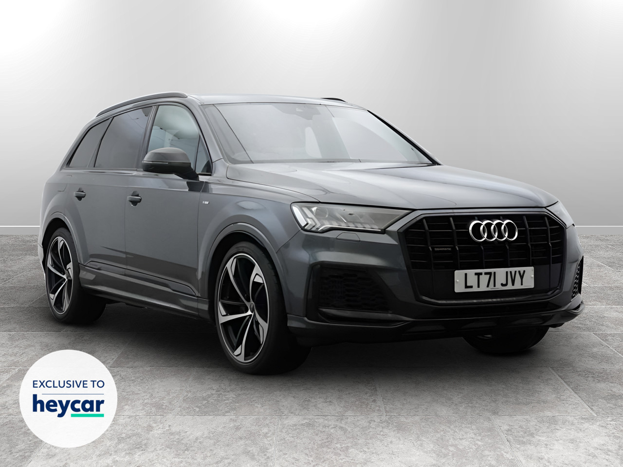 Main listing image - Audi Q7