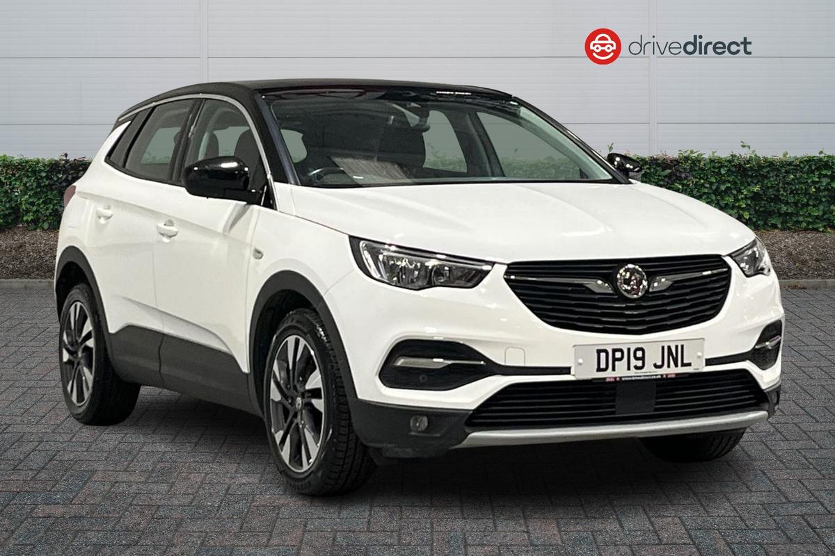 Main listing image - Vauxhall Grandland X