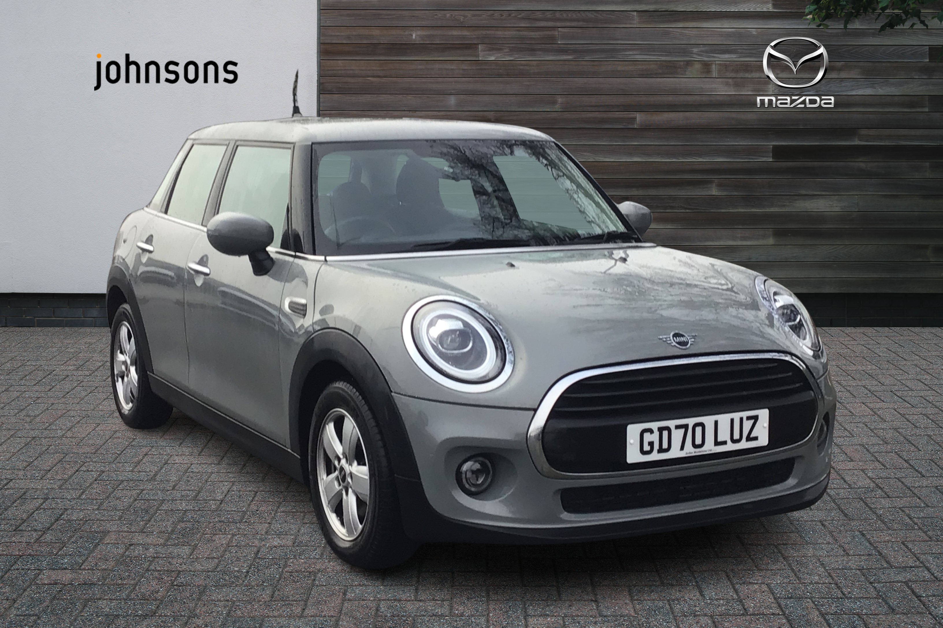 Main listing image - MINI Hatchback 5dr