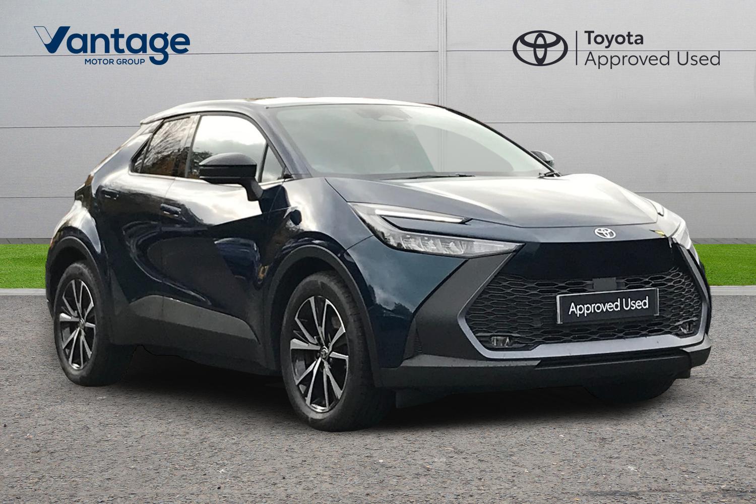 Main listing image - Toyota C-HR