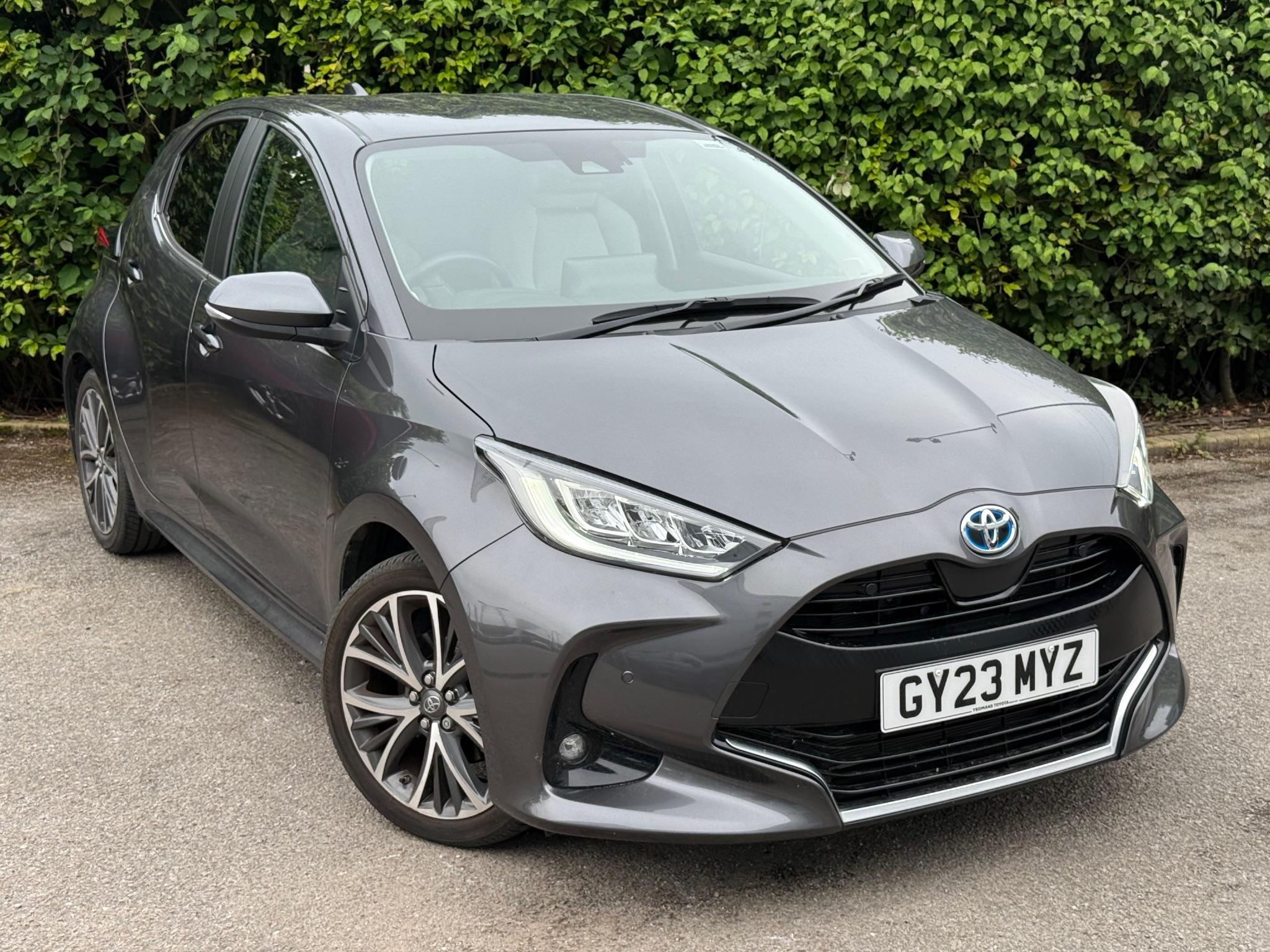 Main listing image - Toyota Yaris