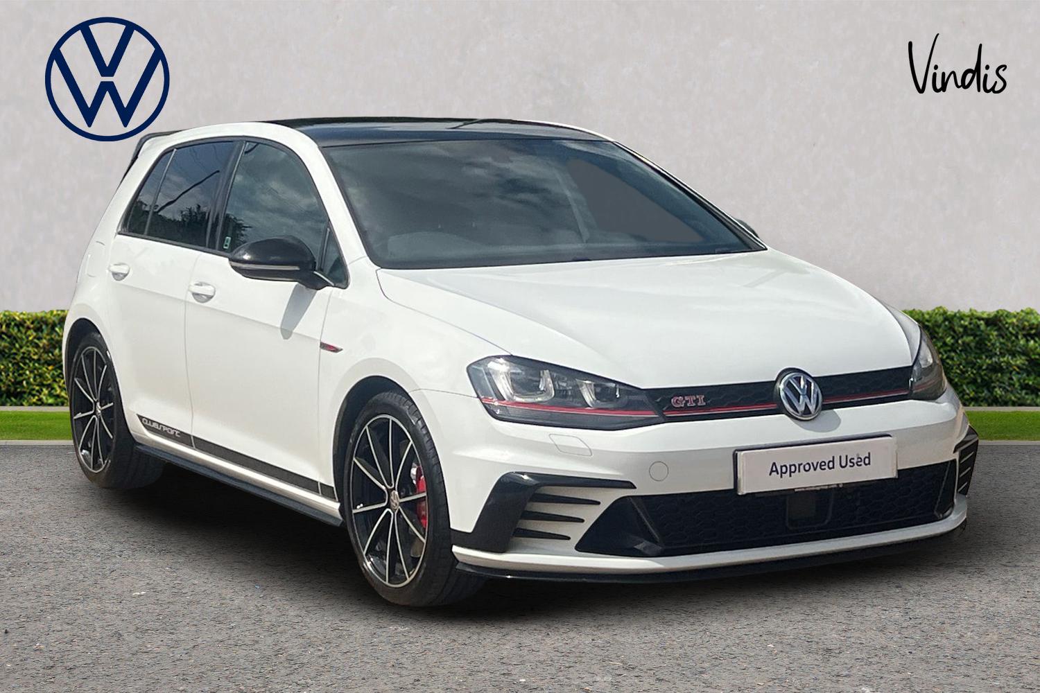 Main listing image - Volkswagen Golf