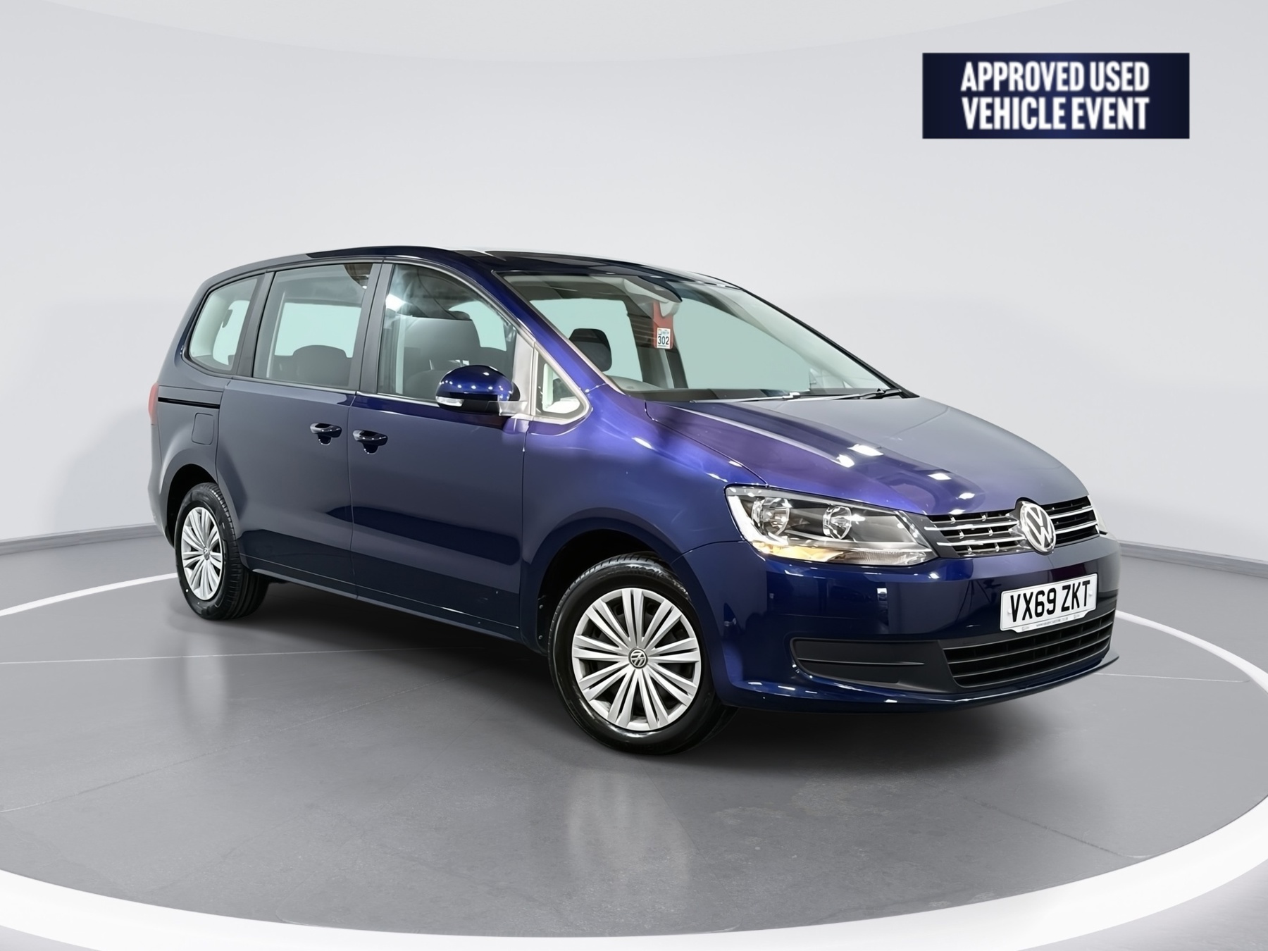 Main listing image - Volkswagen Sharan