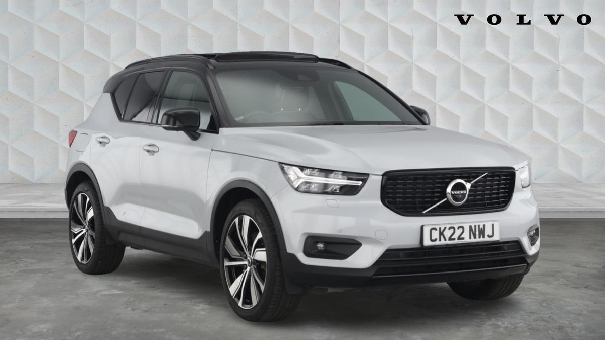 Main listing image - Volvo XC40 Recharge