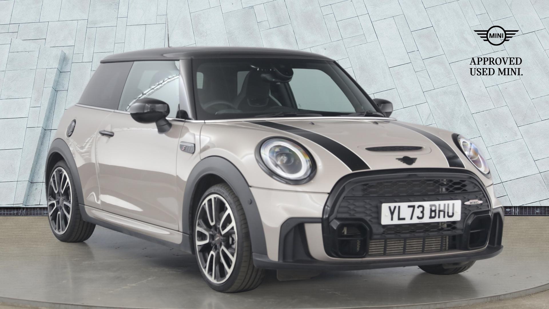 Main listing image - MINI Hatchback 5dr