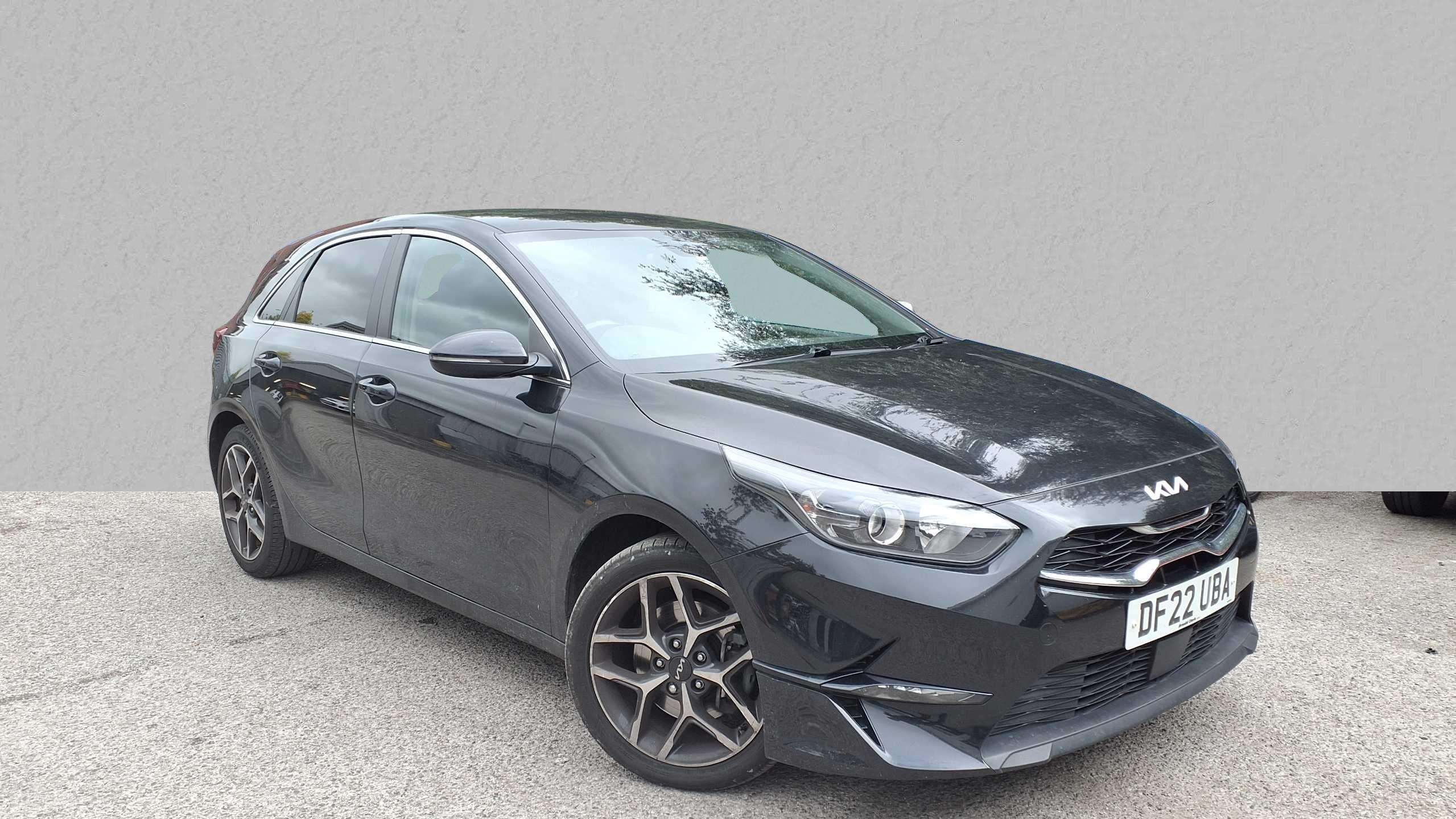 Main listing image - Kia Ceed