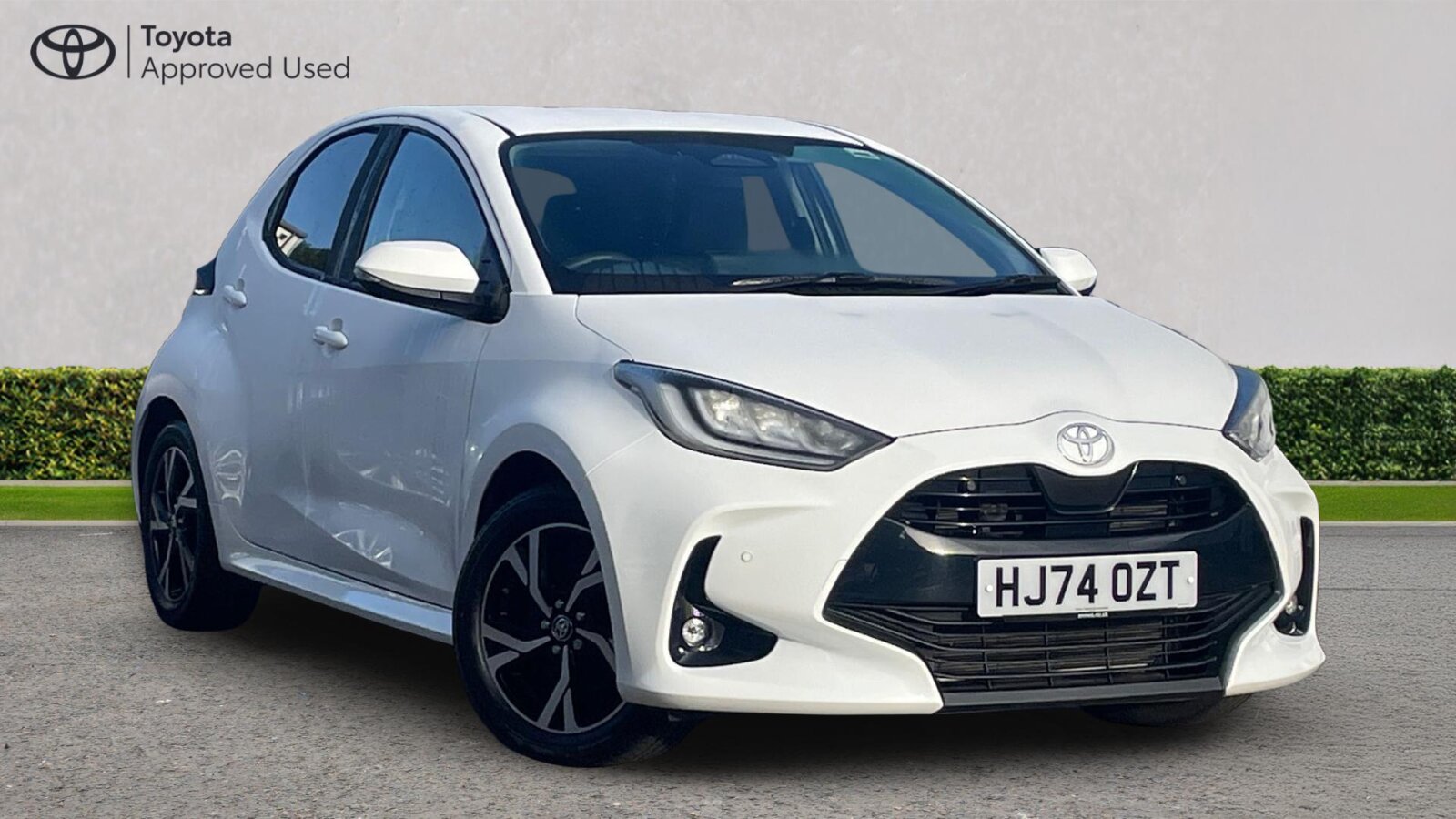Main listing image - Toyota Yaris