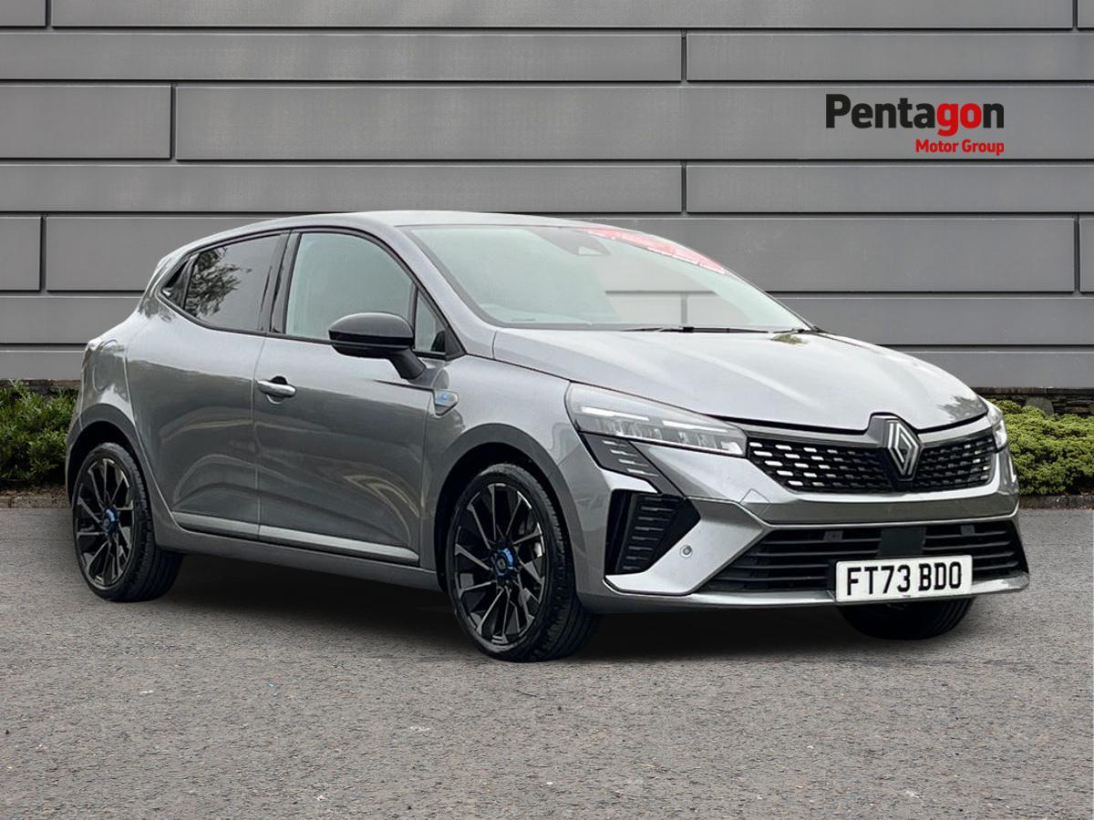 Main listing image - Renault Clio