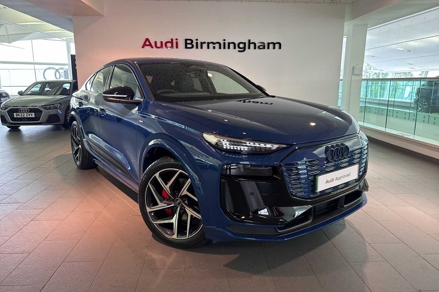Main listing image - Audi Q6 e-tron