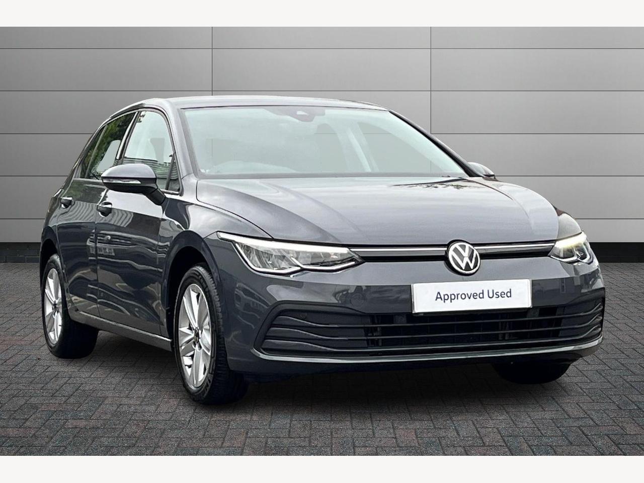 Main listing image - Volkswagen Golf