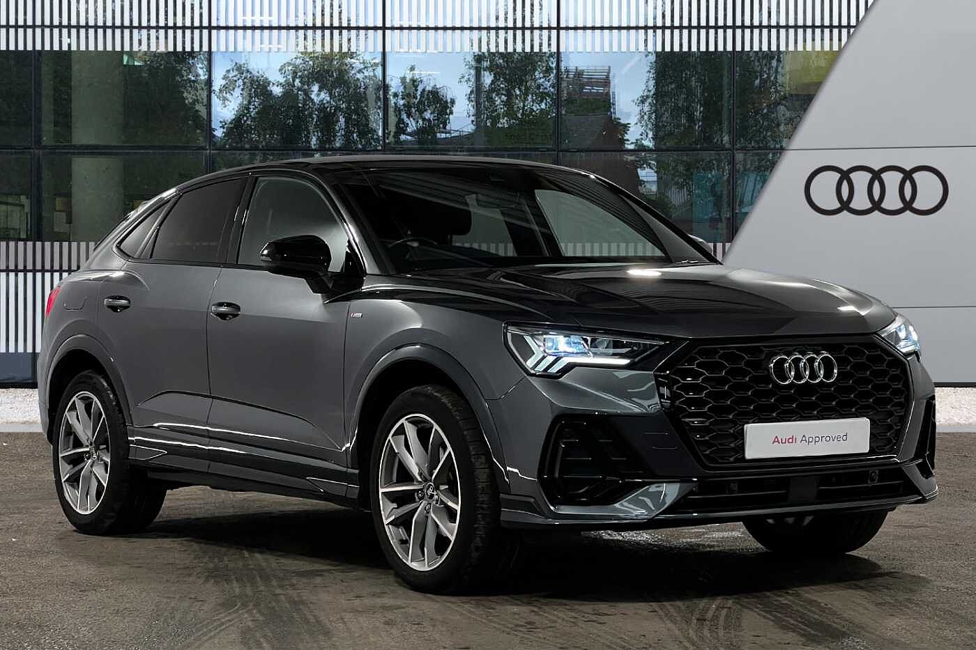 Main listing image - Audi Q3